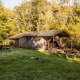 Safari telt kaldet Tent cottage med privat bruser ved Feather Down Upper Shadymoor Farm, Storbritannien.