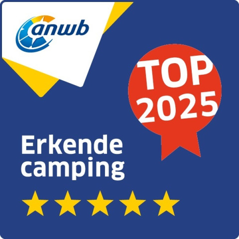 Badge ANWB Top 2025 pour camping reconnu, cinq étoiles, fond bleu avec détails jaunes et blancs