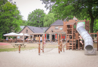 Playground with catering in the background - Vakantiepark Sallandshoeve - Nieuw Heeten, Overijssel, Netherlands