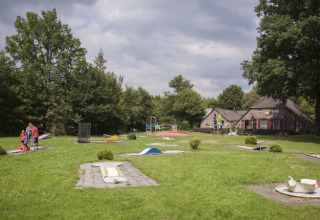 Minigolf - Vakantiepark Sallandshoeve - Nieuw Heeten, Overijssel, Países Bajos.jpg