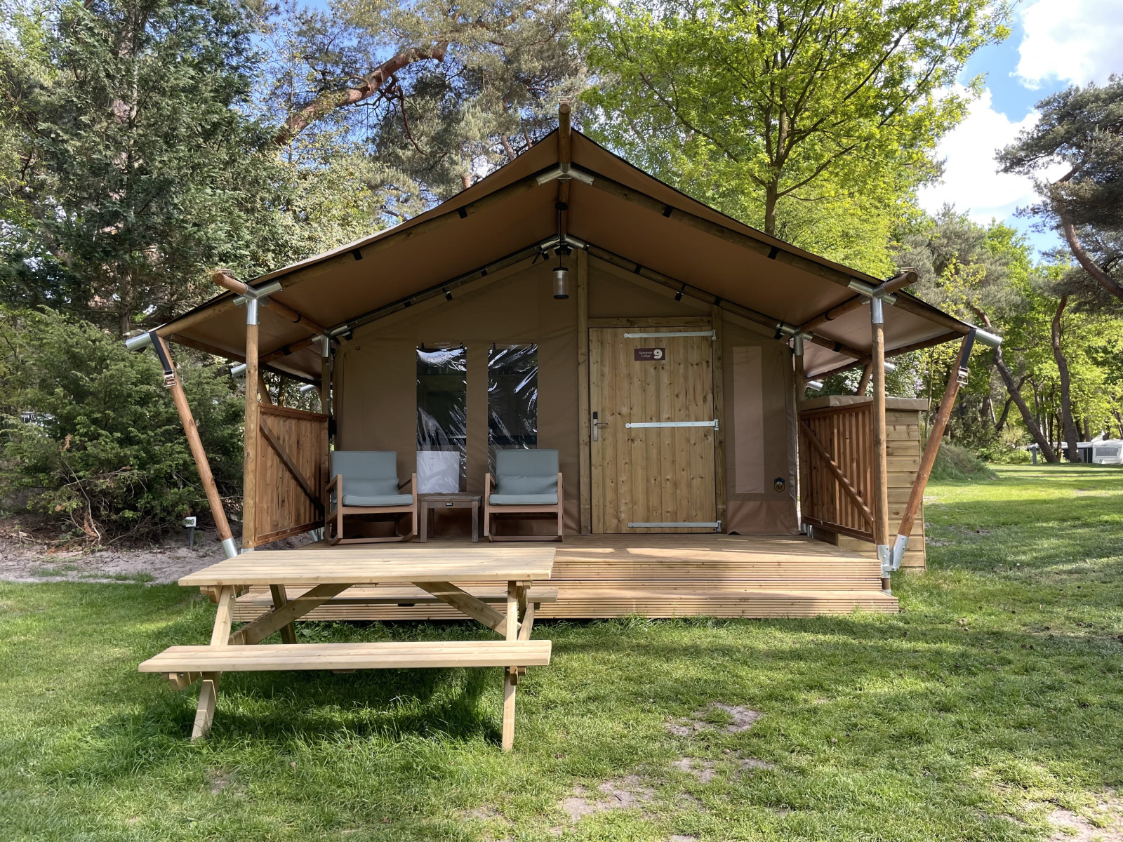 Summer Lodge
