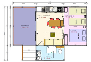 Floor plan of a cabin with two bedrooms, living-kitchen area, bathroom and terrace at Le Conleau in France.
