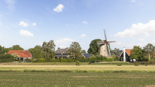 Pequeño pueblo de Rha en el Achterhoek, Países Bajos