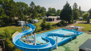 Piscina al aire libre - _t Schuttenbelt - Enter, Overijssel, Países Bajos.