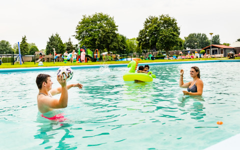 Piscina al aire libre - Scherpenhof - Terwolde, Güeldres, Países Bajos
