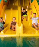 Parque infantil cubierto - Scherpenhof - Terwolde, Güeldres, Países Bajos