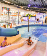 Glijbaan binnenzwembad - Beerze Bulten - Beerze, Overijssel, Nederland