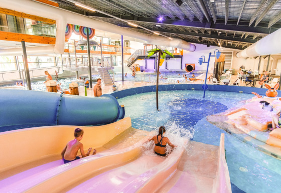 Piscine couverte à toboggan - Beerze Bulten - Beerze, Overijssel, Pays-Bas