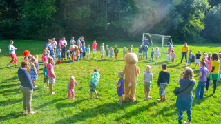 Lawn BUR the Bear - Better Off Holiday Park Walsdorf - Tandel, Vianden, Luxemburg