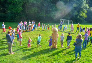 Lawn BUR the Bear - Better Off Holiday Park Walsdorf - Tandel, Vianden, Luxemburg