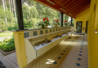 Sanitäre Einrichtungen - Beter Uit Holiday Park Walsdorf - Tandel, Vianden, Luxemburg