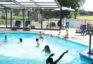 Piscina all'aperto (semi-coperta) - Camping _t Veld - Rheeze, Overijssel, Paesi Bassi
