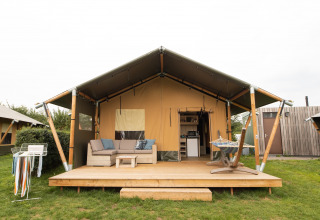 Tenda safari vista di fronte - Camping _t Veld - Rheeze, Overijssel, Paesi Bassi