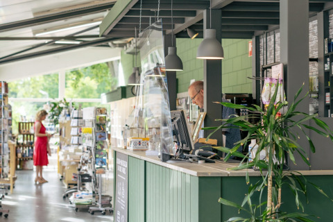 Recepción _ tienda del camping - Camping Betteld Zelhem - Zelhem, Achterhoek, Güeldres, Países Bajos