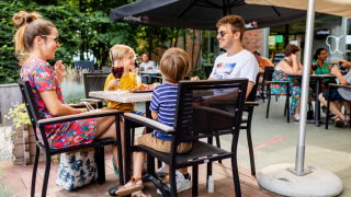 Hospitalidad en la terraza de invitados - Baalse Hei - Turnhout, Amberes, Bélgica