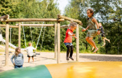 Legeplads med stor trampolin - Baalse Hei - Turnhout, Antwerpen, Belgien