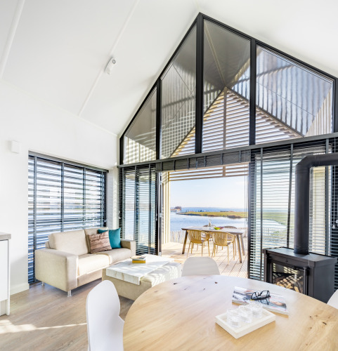 Woonkamer lodge met uitzicht - Waterrijk Oesterdam - Tholen, Zeeland, Nederland