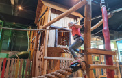 Parque infantil cubierto - Witterzomer - Assen, Drenthe, Países Bajos