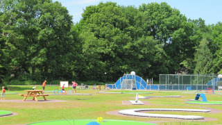 Panorámica del minigolf - Witterzomer - Assen, Drenthe, Países Bajos