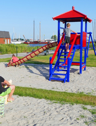 Speeltuin - Tusken de Marren - Akkrum, Friesland, Nederland