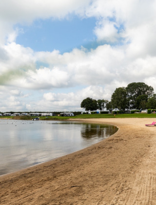 Lago para nadar en la playa - Rhederlaagse Meren - Lathum, Güeldres, Países Bajos