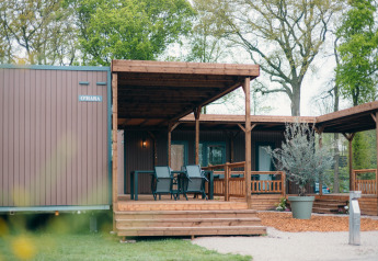 Photo d'un lodge en bois à Tiny Wander Lodges, Holiday Park Sallandshoeve, Pays-Bas.