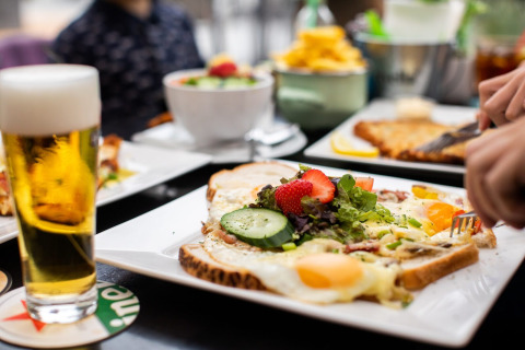 Restauración de platos de comida - Recreatiepark 't Gelloo - Ede, Gelderland, Países Bajos