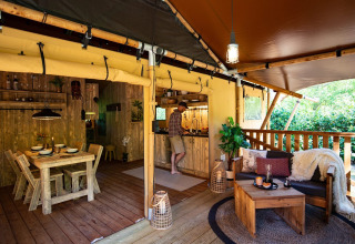 Vista interior tienda safari - De Klimberg - Rheezerveen, Overijssel, Países Bajos