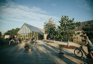 Park horeca vanaf buiten - De Klepperstee - Ouddorp, Zeeland, Nederland