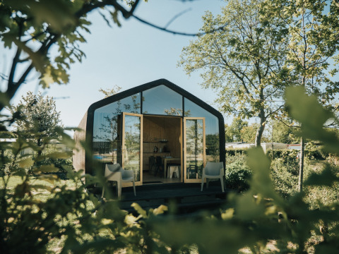 Wraphouse Bear - De Klepperstee - Ouddorp, Zeeland, Niederlande