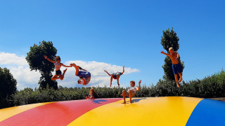 Airtrampoline - Kompas Camping Nieuwpoort - Nieuwpoort, Flandes, Bélgica