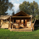 Glamping-telt La Vida Aqua ved Resort de Parel i Holland, safari telt med terrasse og naturskøn udsigt.