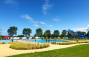 Panoramica della piscina - Kompas Camping Nieuwpoort - Nieuwpoort, Fiandre, Belgio