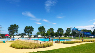 Overzicht zwembad - Kompas Camping Nieuwpoort - Nieuwpoort, Vlaanderen, België