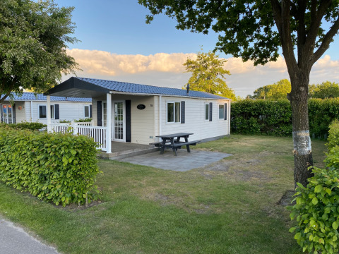 Vista frontale del lodge - Duinhoeve - Udenhout, Zelanda, Paesi Bassi