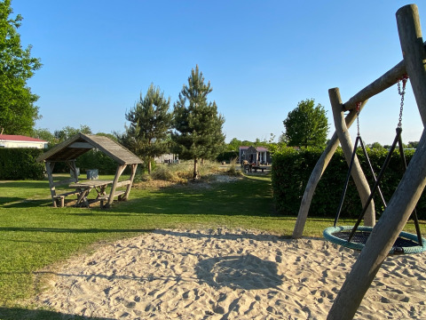 Spielplatz 2 - Duinhoeve - Udenhout, Zeeland, Niederlande