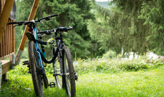 Bicicletas de montaña - Camping Petit Suisse - Manhay, Luxemburgo, Bélgica