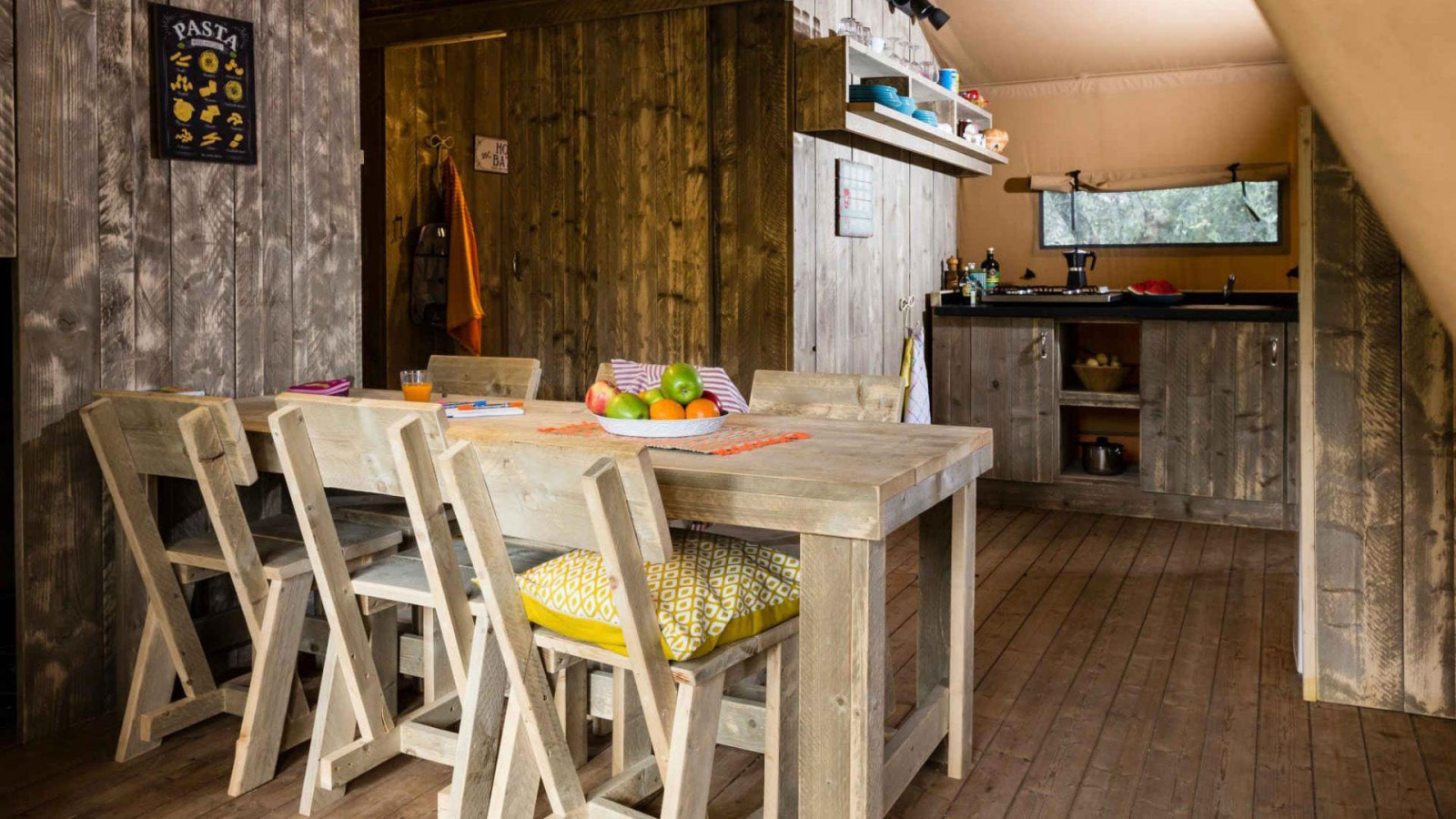 Spotty Lodge