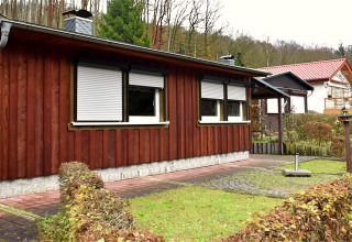 Træhytte med lukkede skodder og parkeringsplads, Holiday home «with Parking» i Tyskland
