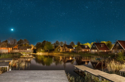Telt, vand under stjernerne - Eigen Wijze - Bant, Flevoland, Holland