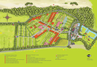 Kort over Duinhoeve Rekreationspark i Holland med pladser, faciliteter og sti gennem skov og marker.