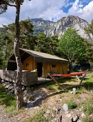 Tent voor de berg - Villatent - Camping River - Méolans-Revel, Provence, Zuid-Frankrijk