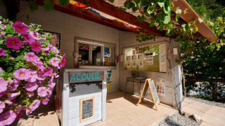 Recepción - Villatent - Camping Río - Méolans-Revel, Provenza, sur de Francia