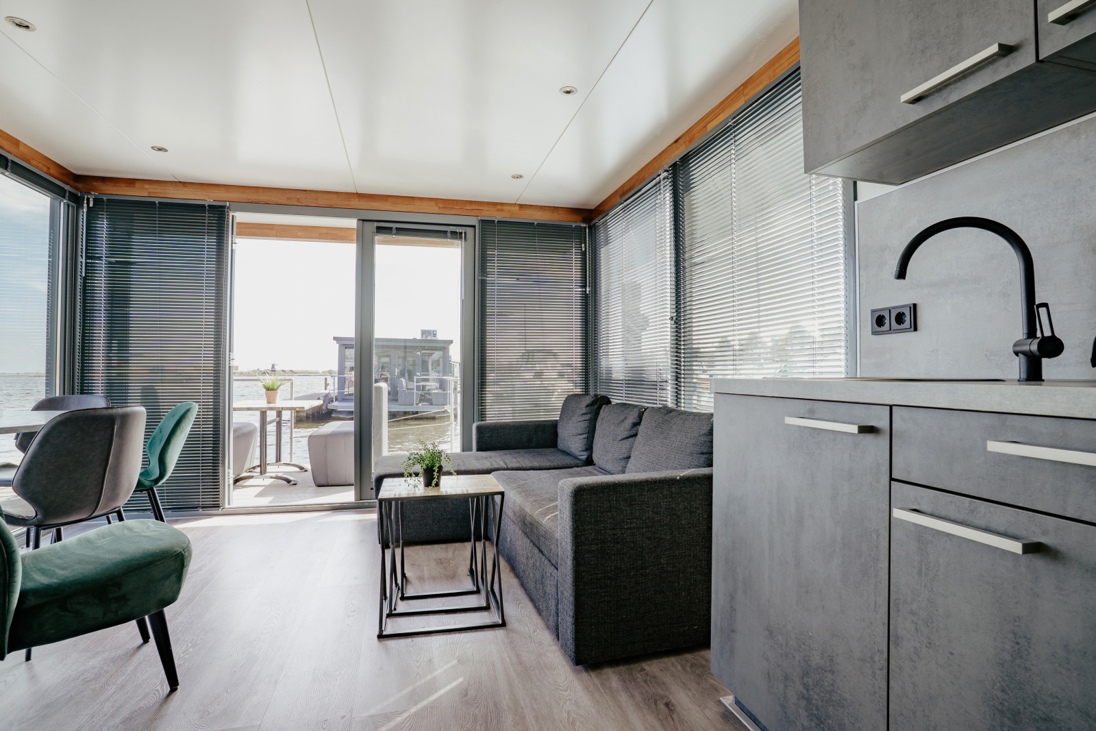 Houseboat Havenlodge