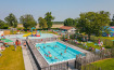 Piscina al aire libre y piscina infantil - Camping Zonneweelde - Nieuwvliet, Zelanda, Países Bajos.