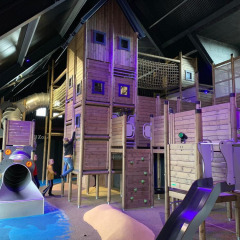 Parque infantil cubierto - Camping Zonneweelde - Nieuwvliet, Zelanda, Países Bajos