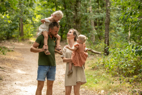 Familia en el bosque - Soof Heuvelrug - Rhenen, Utrecht, Países Bajos