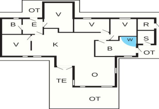 Plattegrond van 12-persoons vakantiewoning in Millinge, Denemarken, met kamers, bad en zwembad.