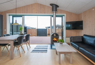 Séjour d’une maison de vacances pour 4 personnes à Haderslev, Danemark, avec poêle à bois et déco moderne.