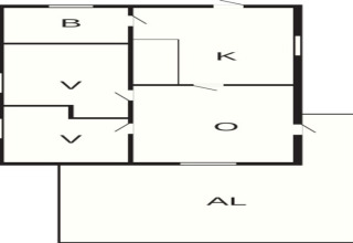 Plantegning af 4-personers sommerhus i Hällevadsholm, Sverige, viser værelser, køkken og stue.